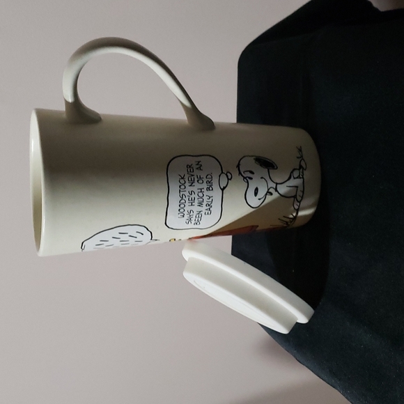 "Snoopy" Coffee Mug. Hallmark Ceramic New without box. - Picture 1 of 7